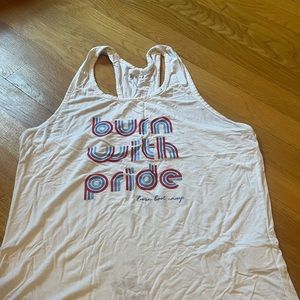 Burn boot camp tank size M